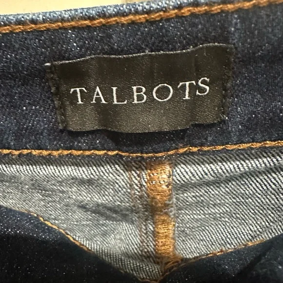 Talbots Dark Wash Flare Jeans With Gold Buttons, Size 6P - Picture 2 of 7